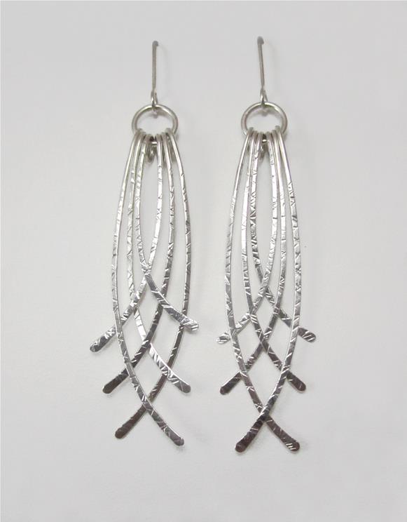 Crossed hammered wire earrings